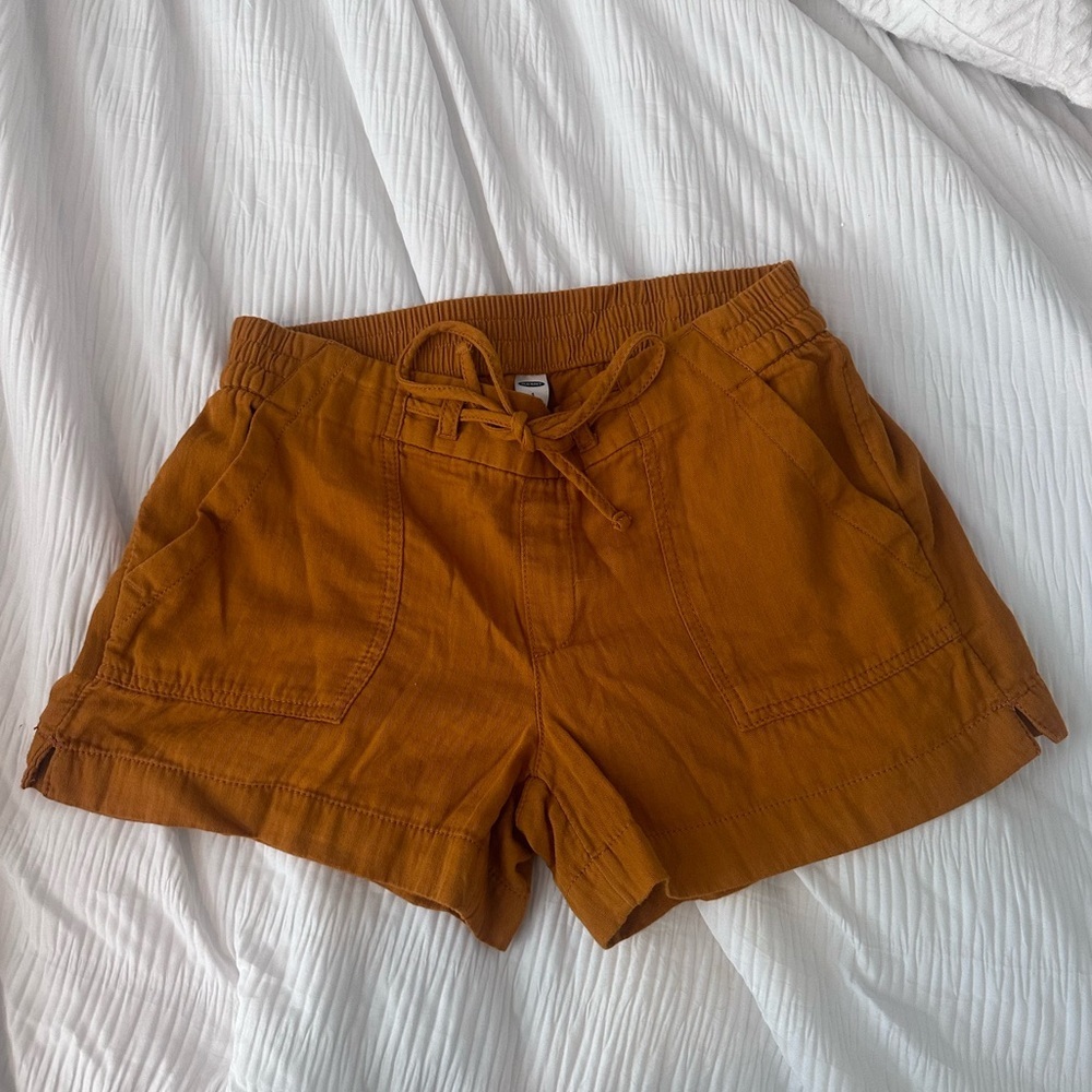 Women’s brown linen tie shorts with pockets, old navy size small, NWOT